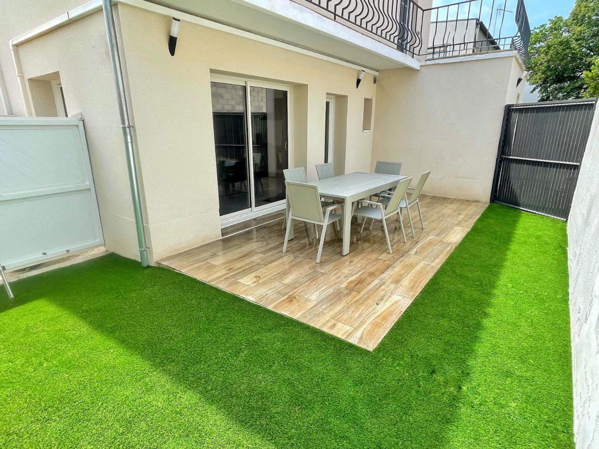 Les Appartements Du Carnot - Terrasses Et Jardins لا روشيل المظهر الخارجي الصورة